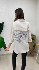 Oversize beige shirt with thread embroidery