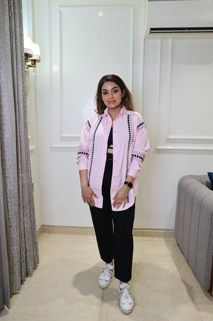 Women’s Oversized Pink Shirt with Elegant Embroidery